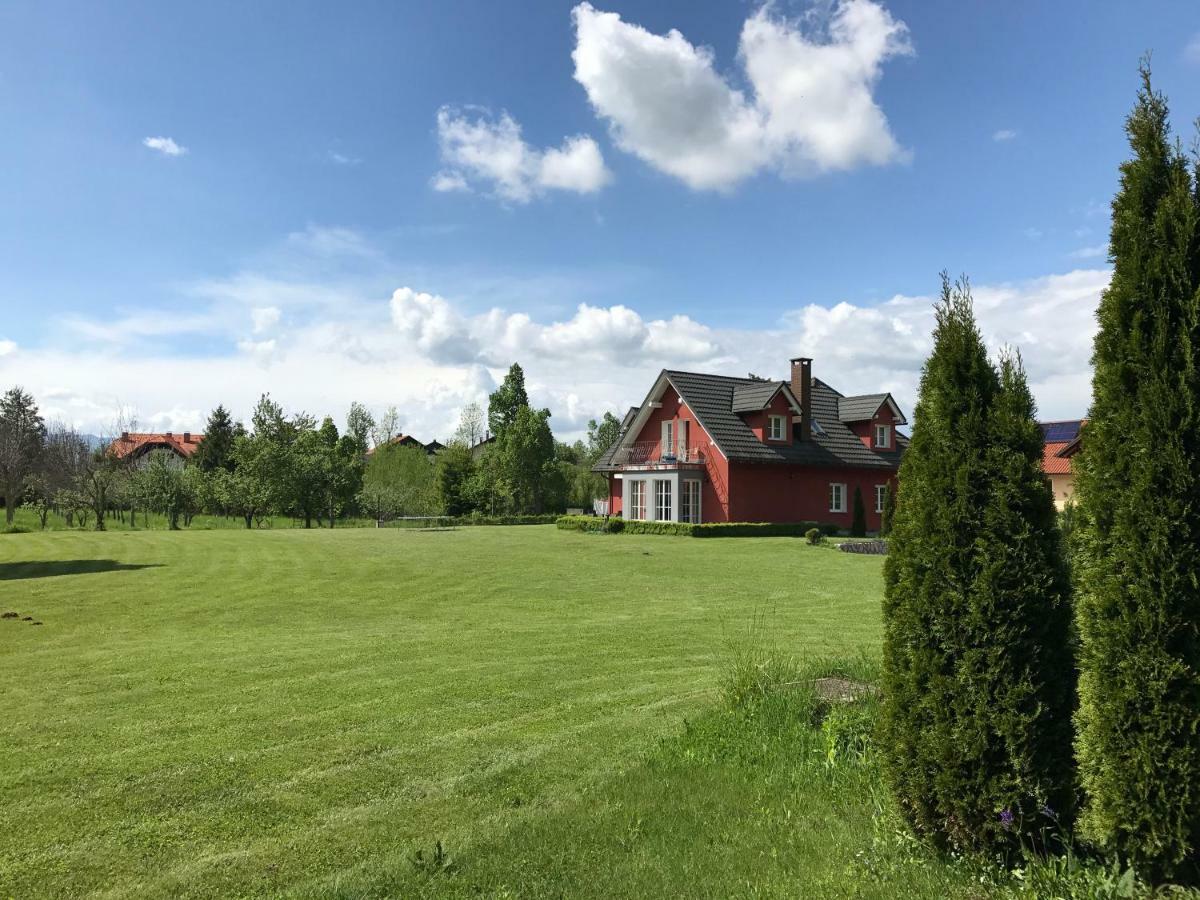 Linden Garden Apartment Postojna Exteriör bild