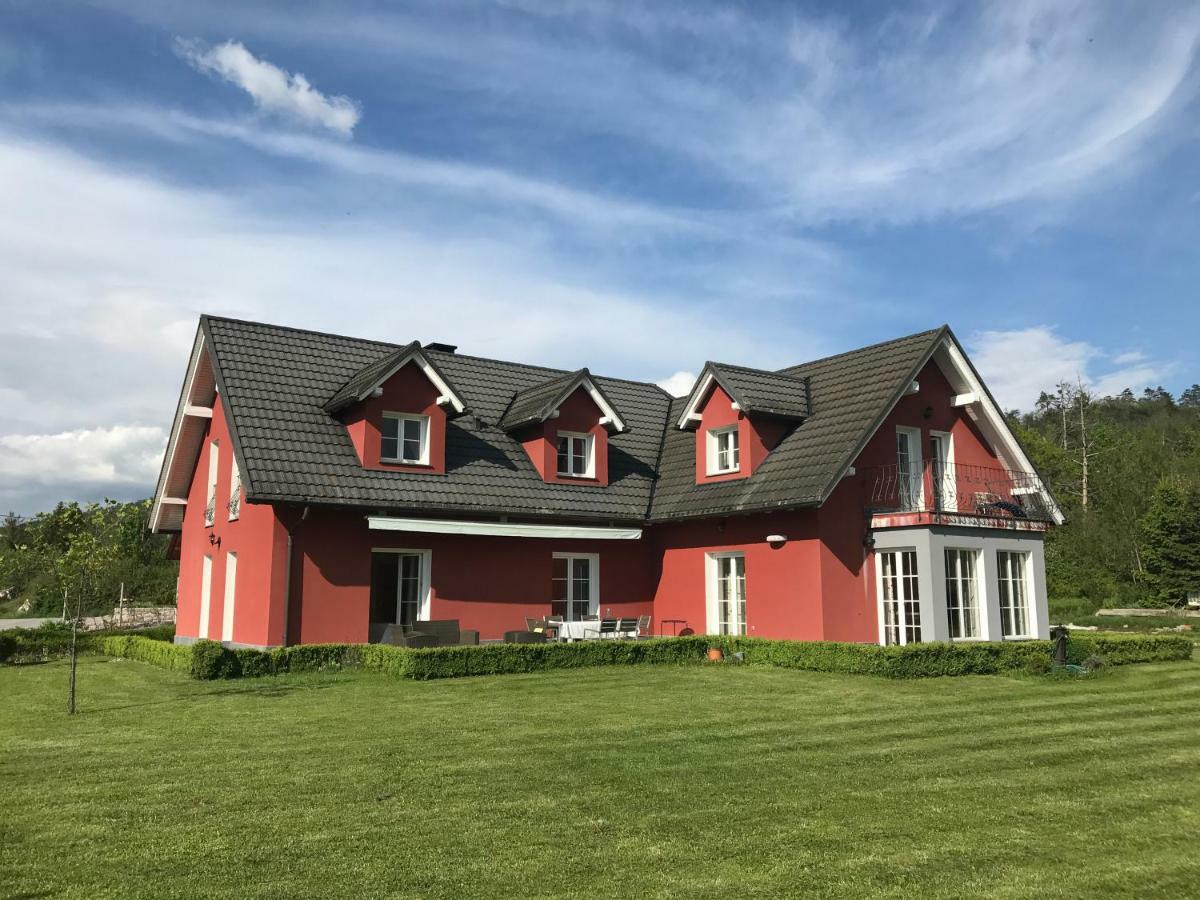 Linden Garden Apartment Postojna Exteriör bild